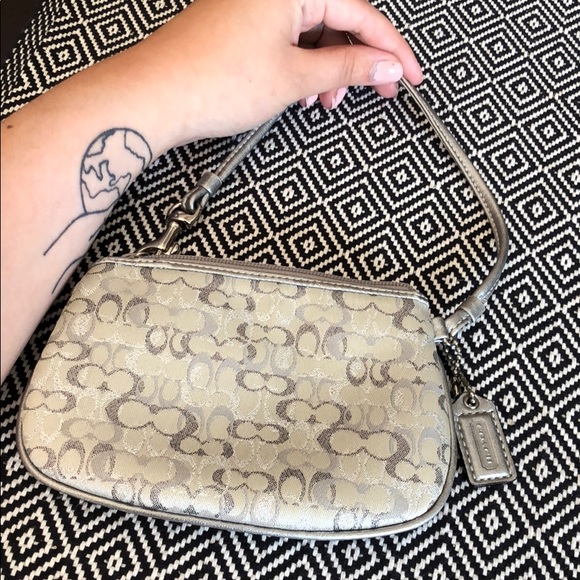 Coach Wristlet - Picture 3 of 3